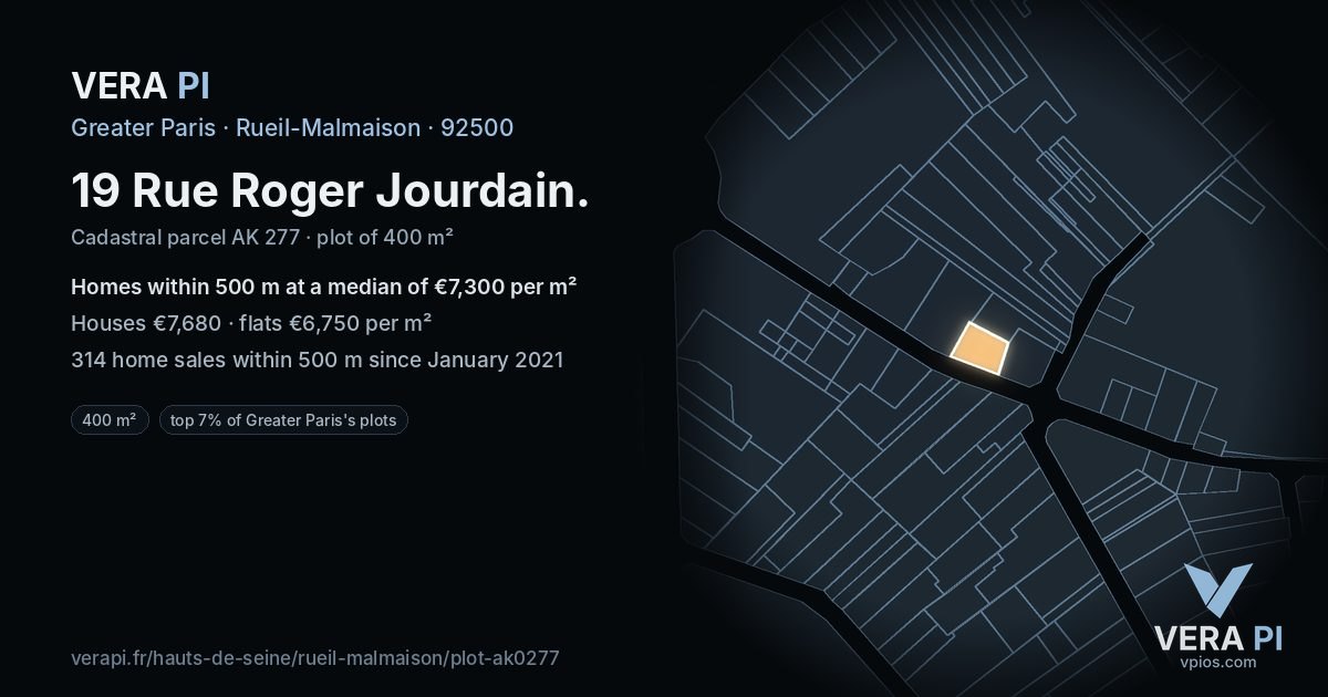 19 Rue Roger Jourdain, Rueil-Malmaison at night – the plot lit, the parcels around coloured by the prices near them