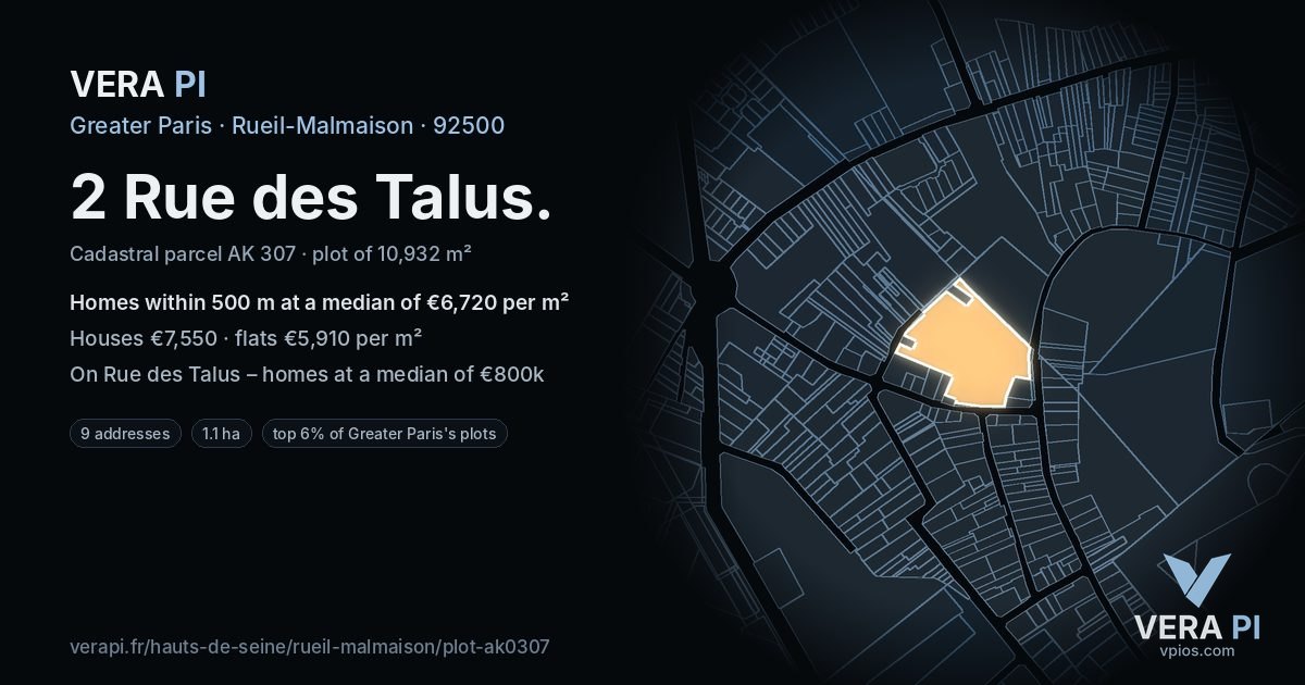 2 Rue des Talus, Rueil-Malmaison at night – the plot lit, the parcels around coloured by the prices near them