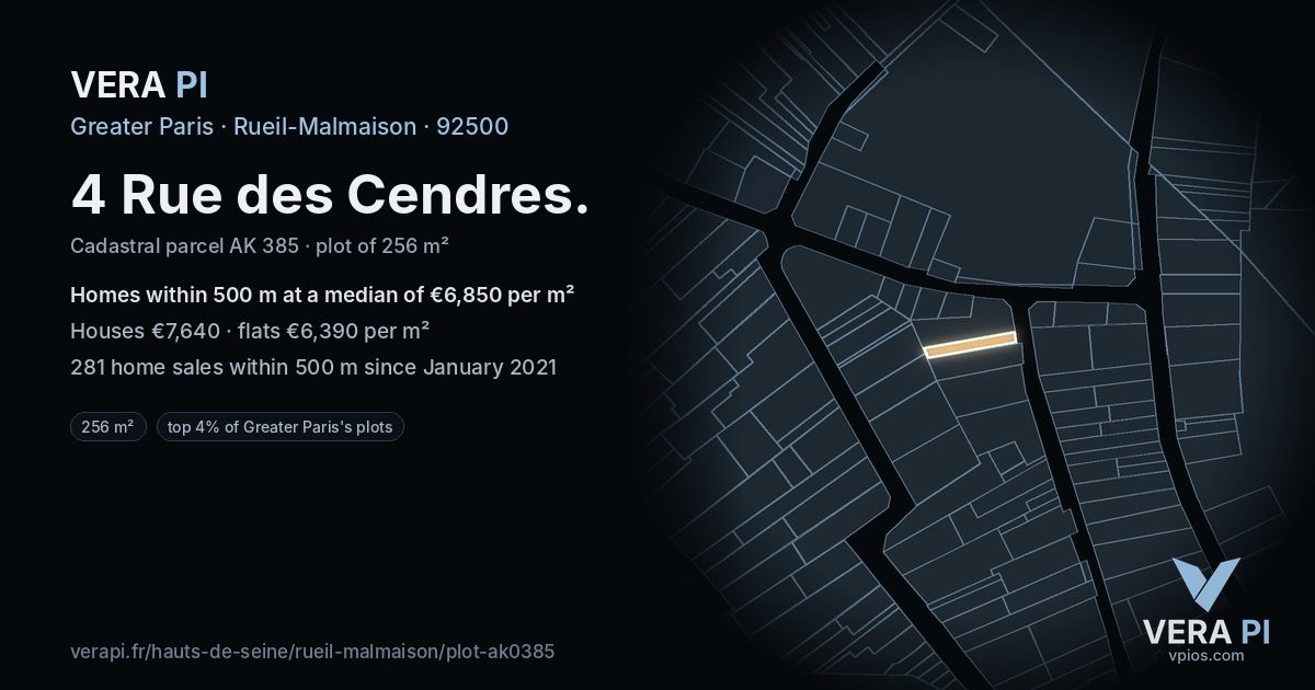 4 Rue des Cendres, Rueil-Malmaison at night – the plot lit, the parcels around coloured by the prices near them