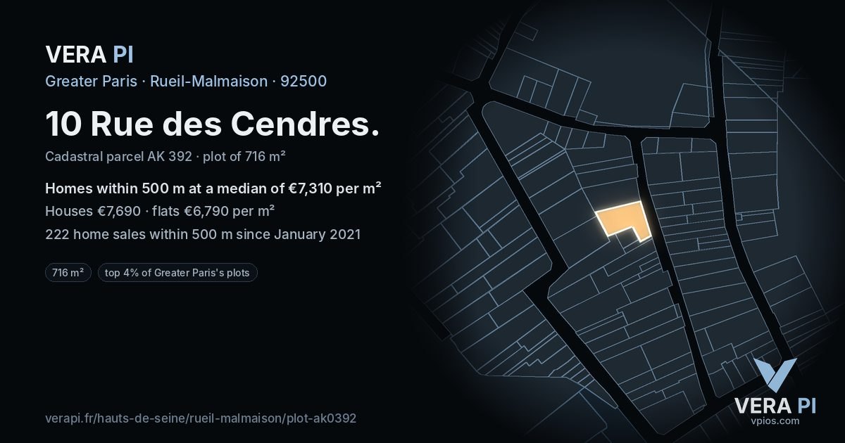 10 Rue des Cendres, Rueil-Malmaison at night – the plot lit, the parcels around coloured by the prices near them