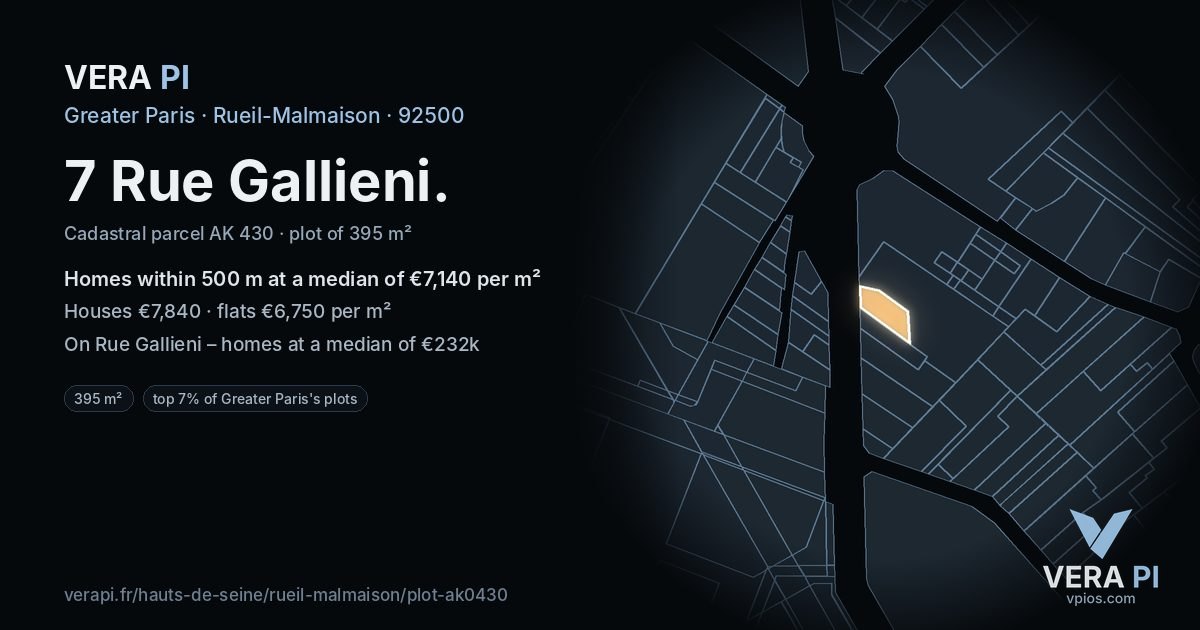 7 Rue Gallieni, Rueil-Malmaison at night – the plot lit, the parcels around coloured by the prices near them