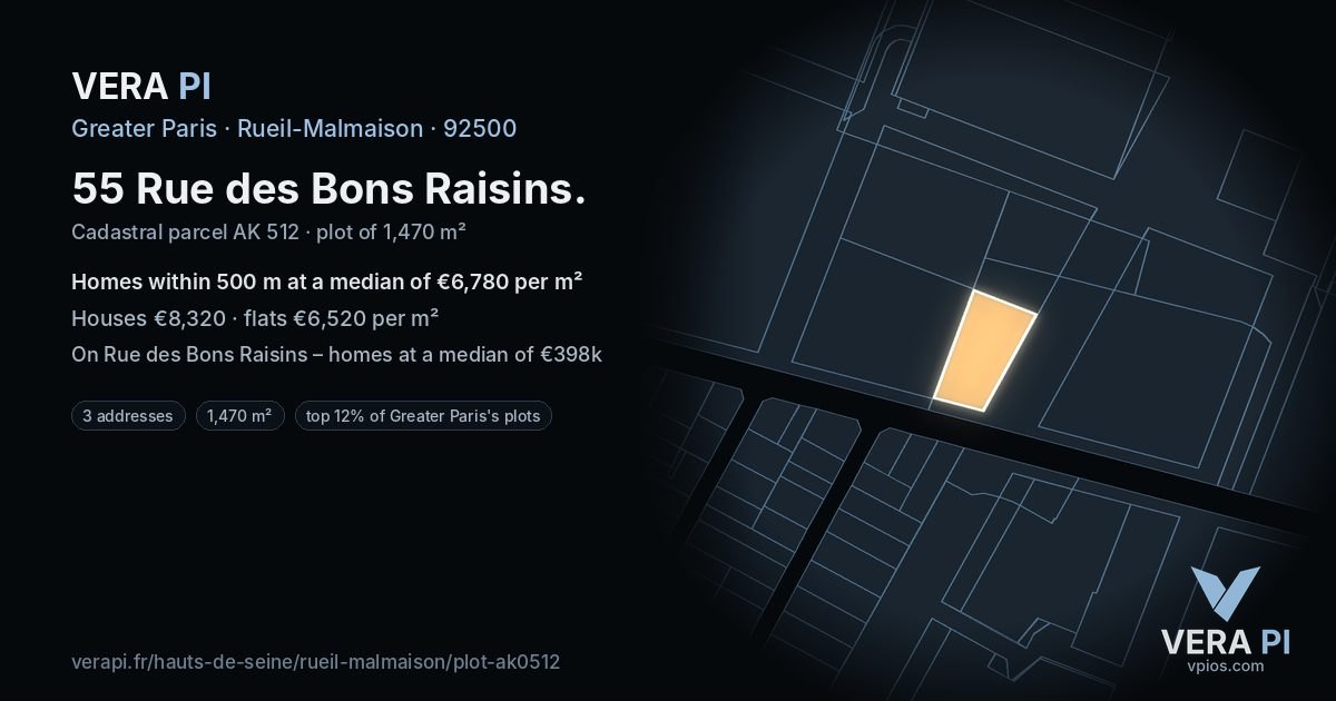 55 Rue des Bons Raisins, Rueil-Malmaison at night – the plot lit, the parcels around coloured by the prices near them