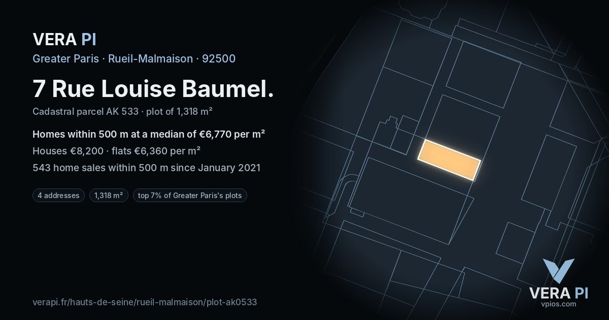 7 Rue Louise Baumel, Rueil-Malmaison at night – the plot lit, the parcels around coloured by the prices near them