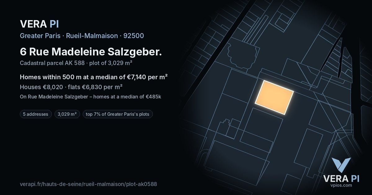 6 Rue Madeleine Salzgeber, Rueil-Malmaison at night – the plot lit, the parcels around coloured by the prices near them