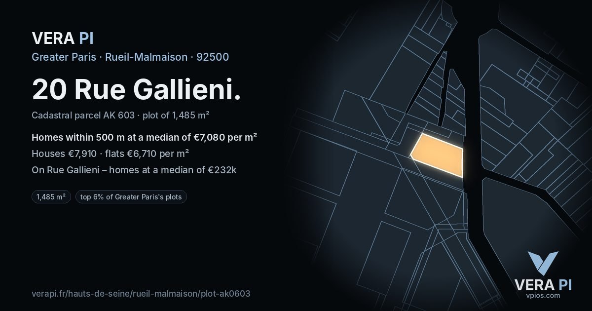 20 Rue Gallieni, Rueil-Malmaison at night – the plot lit, the parcels around coloured by the prices near them