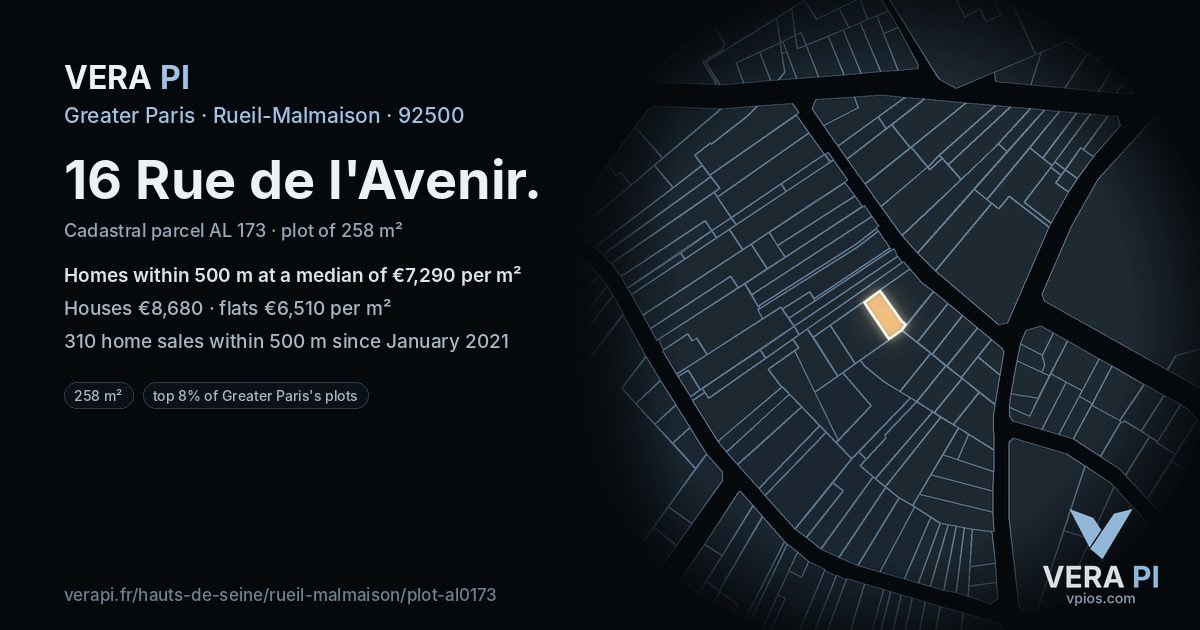 16 Rue de l'Avenir, Rueil-Malmaison at night – the plot lit, the parcels around coloured by the prices near them