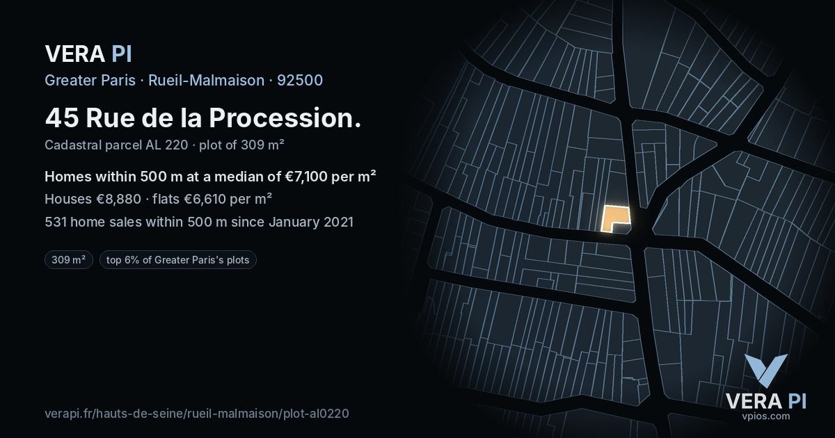 45 Rue de la Procession, Rueil-Malmaison at night – the plot lit, the parcels around coloured by the prices near them