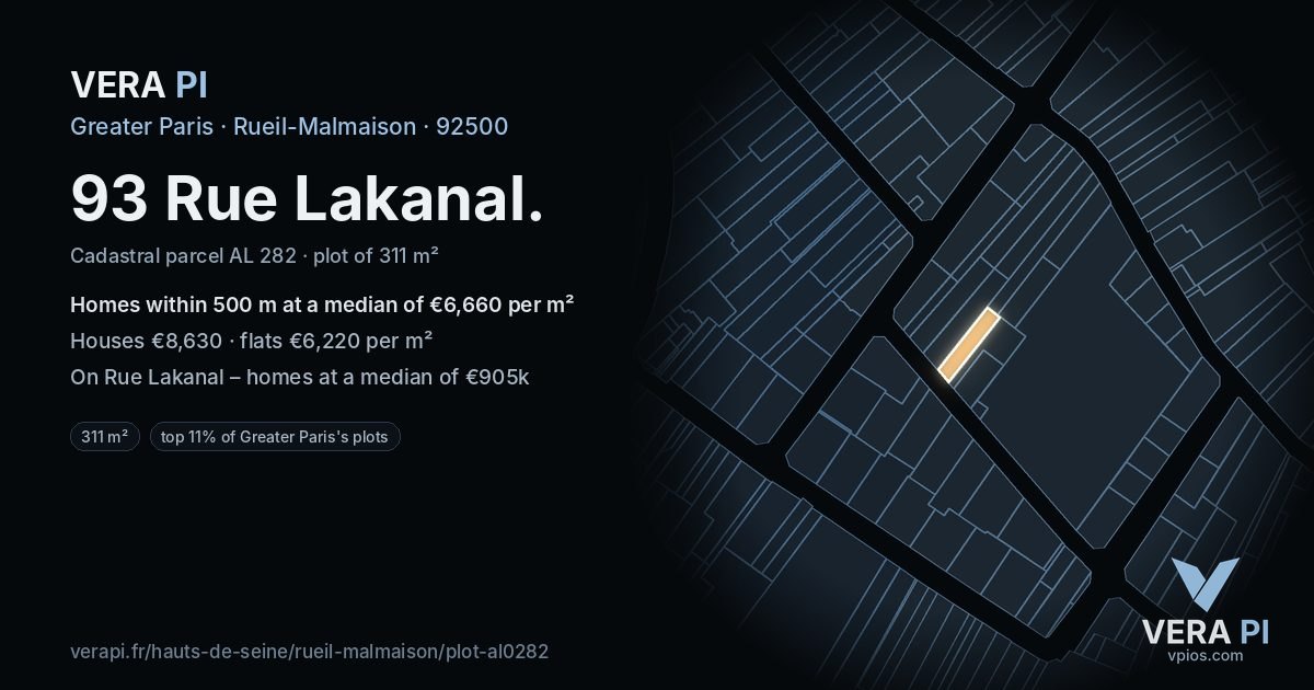 93 Rue Lakanal, Rueil-Malmaison at night – the plot lit, the parcels around coloured by the prices near them