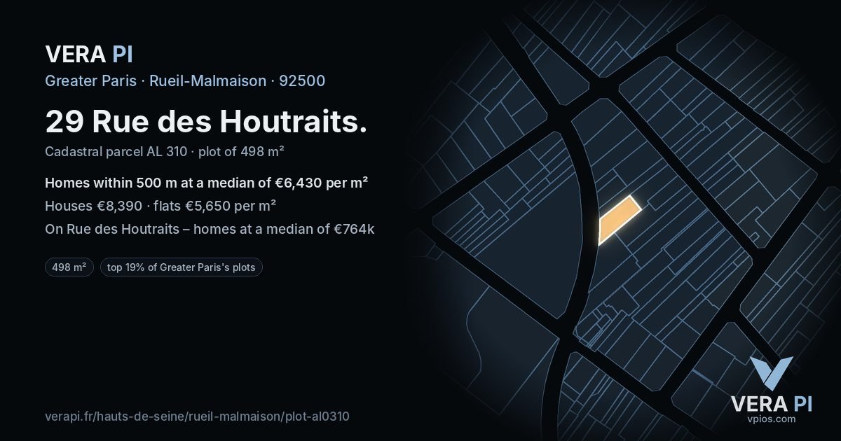 29 Rue des Houtraits, Rueil-Malmaison at night – the plot lit, the parcels around coloured by the prices near them