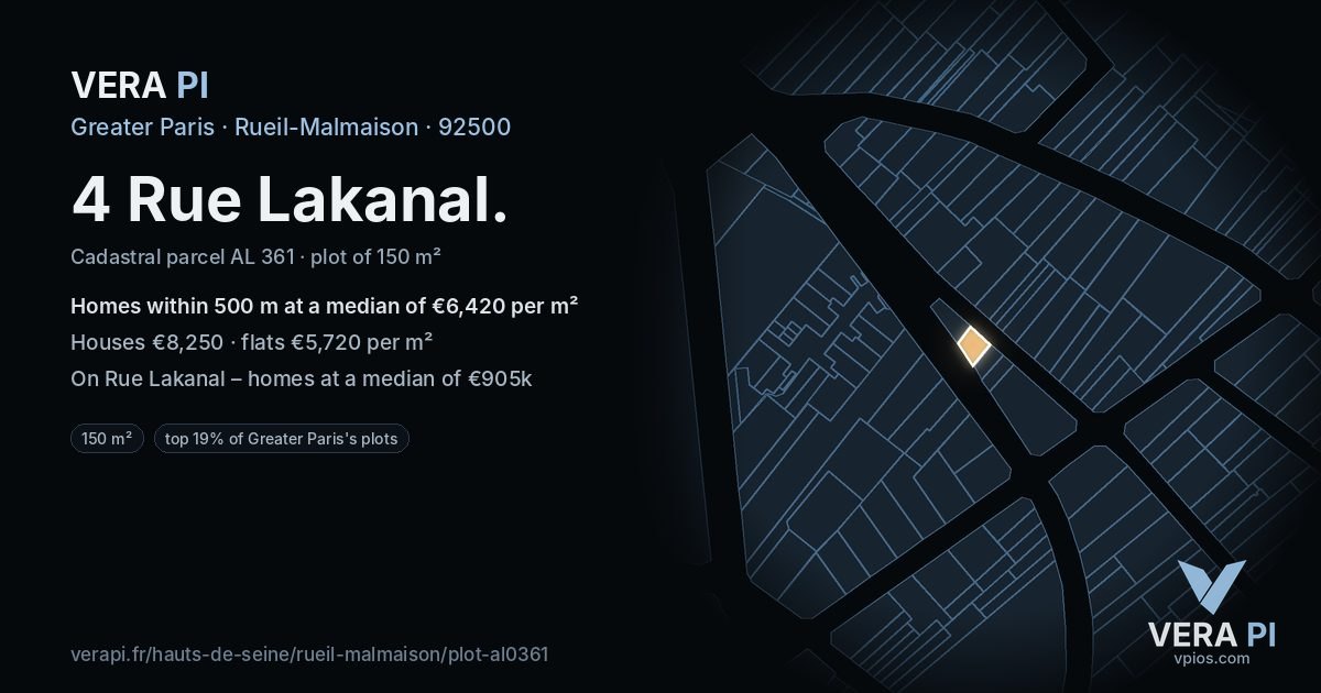 4 Rue Lakanal, Rueil-Malmaison at night – the plot lit, the parcels around coloured by the prices near them