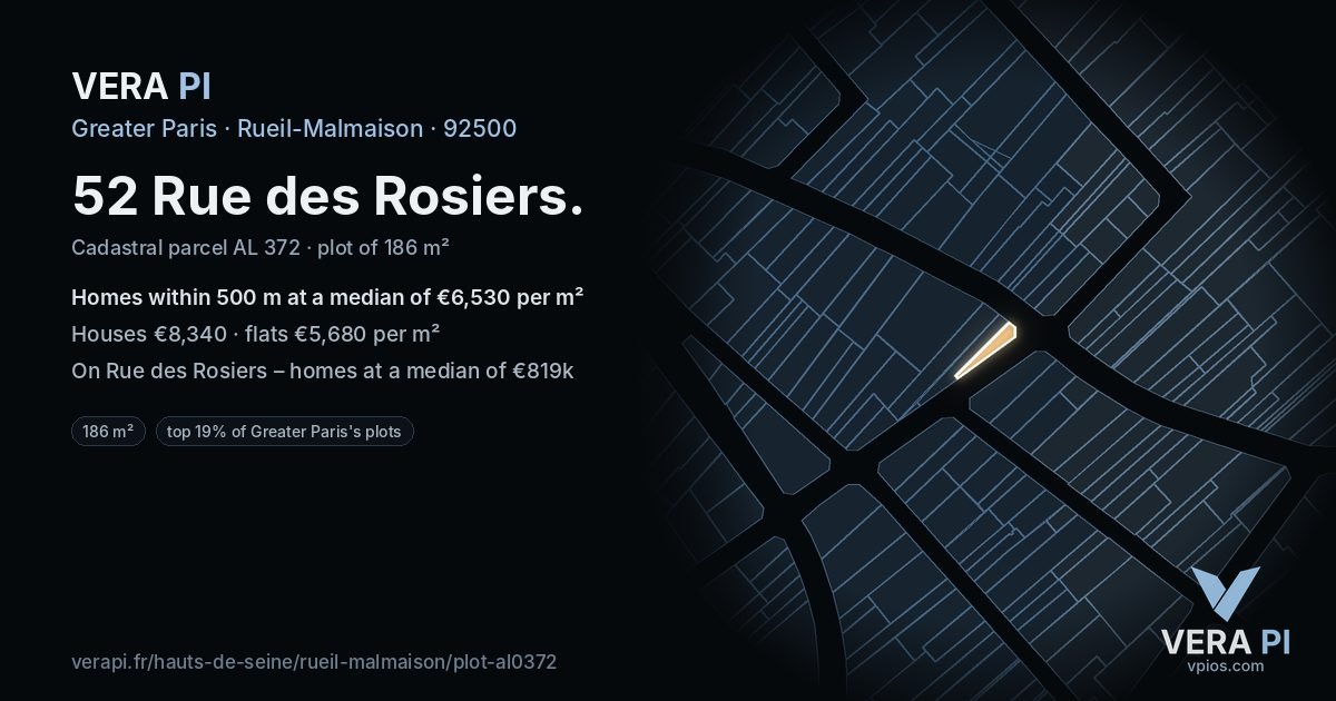 52 Rue des Rosiers, Rueil-Malmaison at night – the plot lit, the parcels around coloured by the prices near them