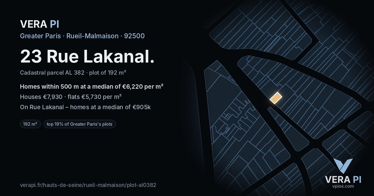 23 Rue Lakanal, Rueil-Malmaison at night – the plot lit, the parcels around coloured by the prices near them