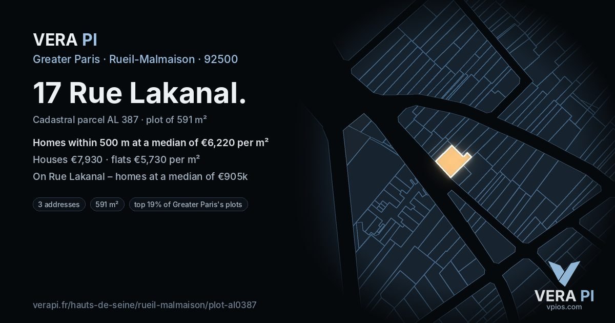 17 Rue Lakanal, Rueil-Malmaison at night – the plot lit, the parcels around coloured by the prices near them