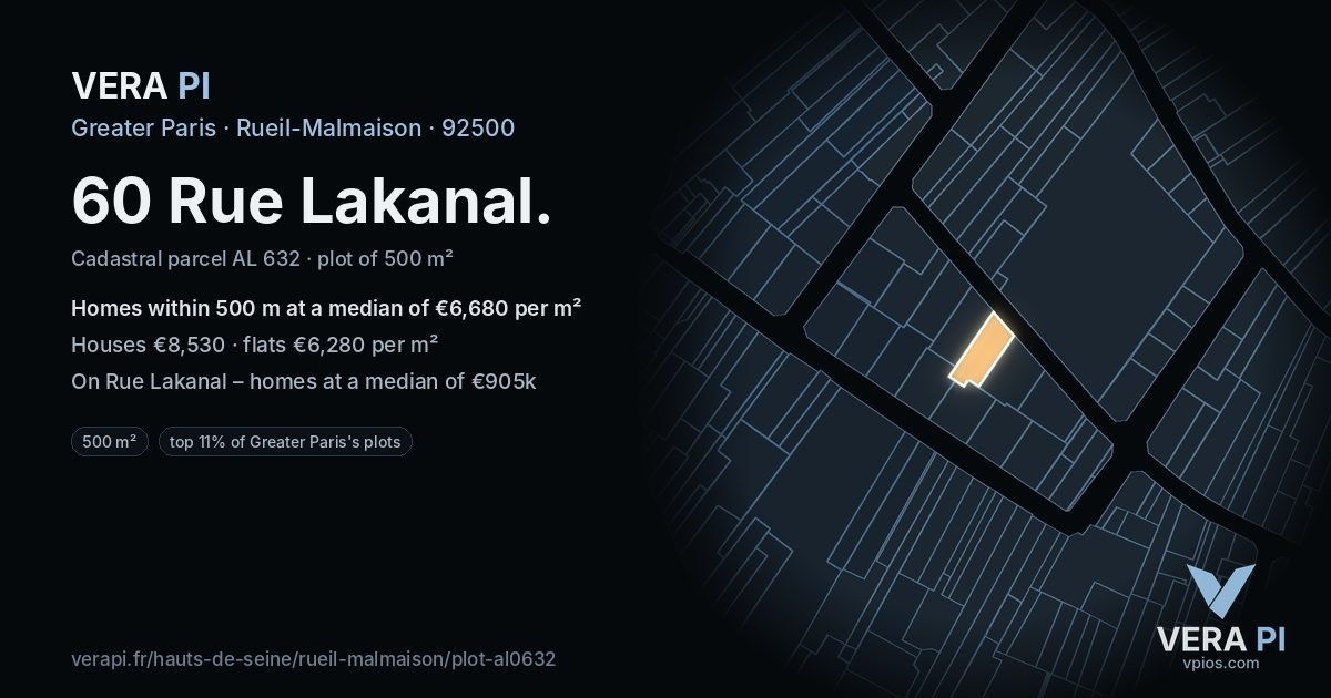60 Rue Lakanal, Rueil-Malmaison at night – the plot lit, the parcels around coloured by the prices near them