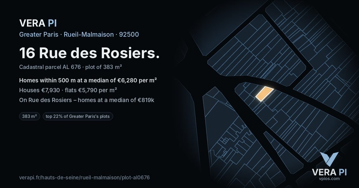 16 Rue des Rosiers, Rueil-Malmaison at night – the plot lit, the parcels around coloured by the prices near them