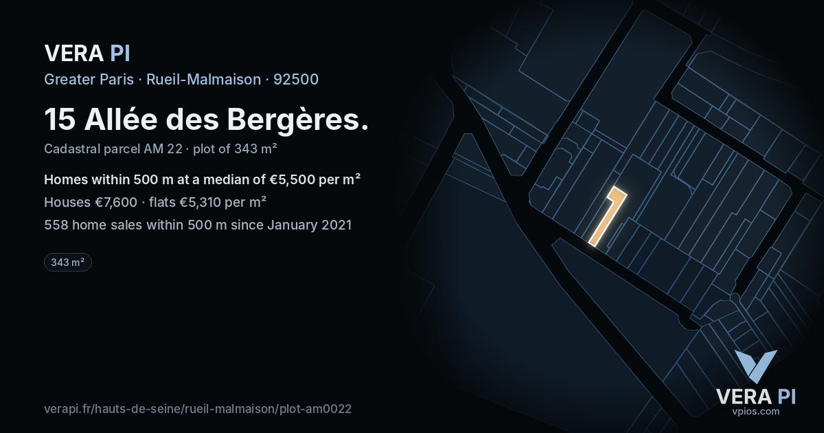 15 Allée des Bergères, Rueil-Malmaison at night – the plot lit, the parcels around coloured by the prices near them