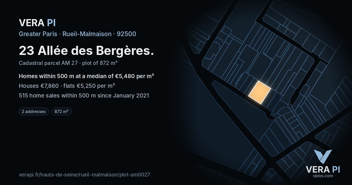 23 Allée des Bergères, Rueil-Malmaison at night – the plot lit, the parcels around coloured by the prices near them