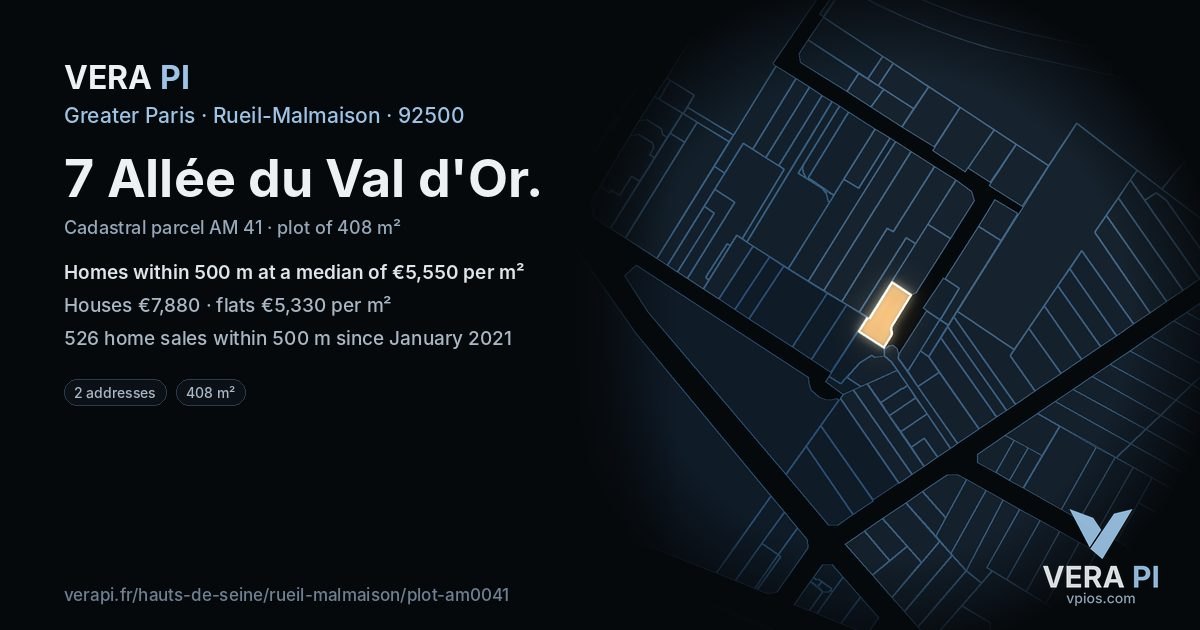 7 Allée du Val d'Or, Rueil-Malmaison at night – the plot lit, the parcels around coloured by the prices near them