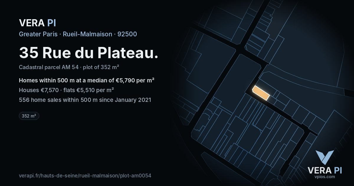 35 Rue du Plateau, Rueil-Malmaison at night – the plot lit, the parcels around coloured by the prices near them