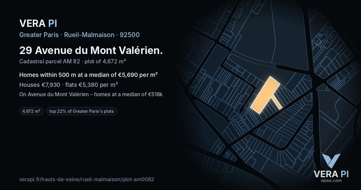 29 Avenue du Mont Valérien, Rueil-Malmaison at night – the plot lit, the parcels around coloured by the prices near them