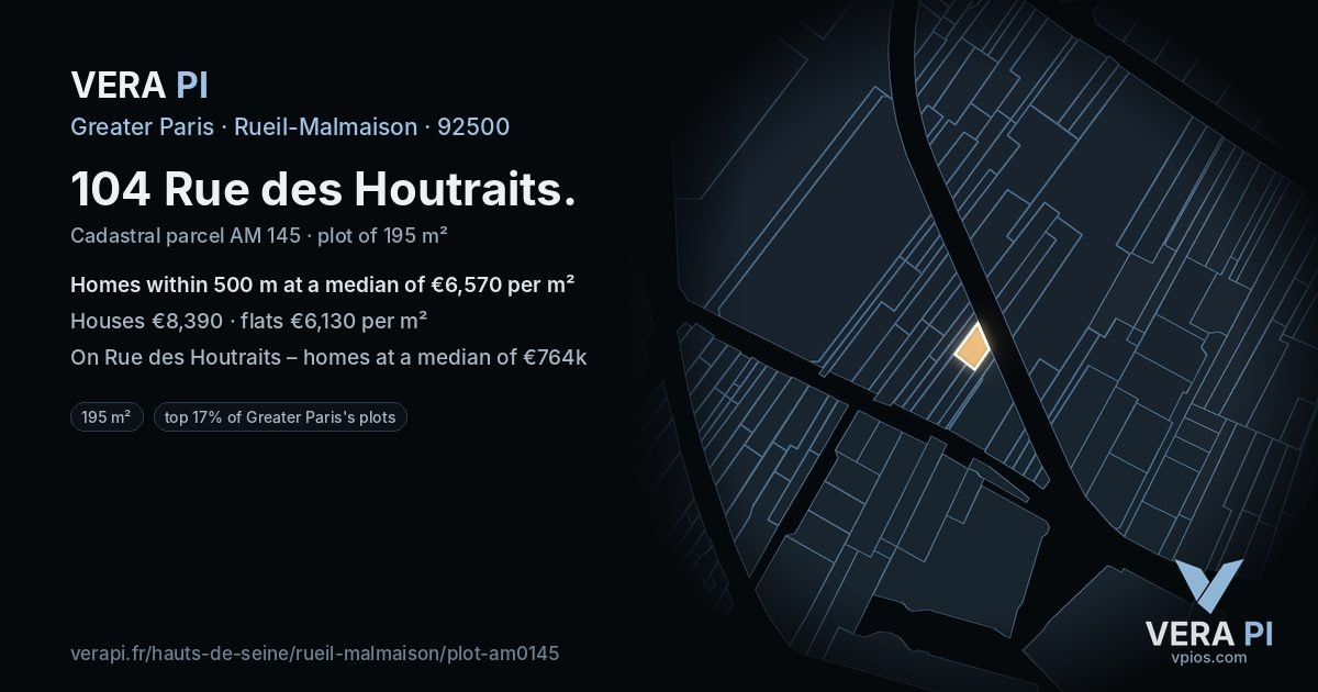104 Rue des Houtraits, Rueil-Malmaison at night – the plot lit, the parcels around coloured by the prices near them