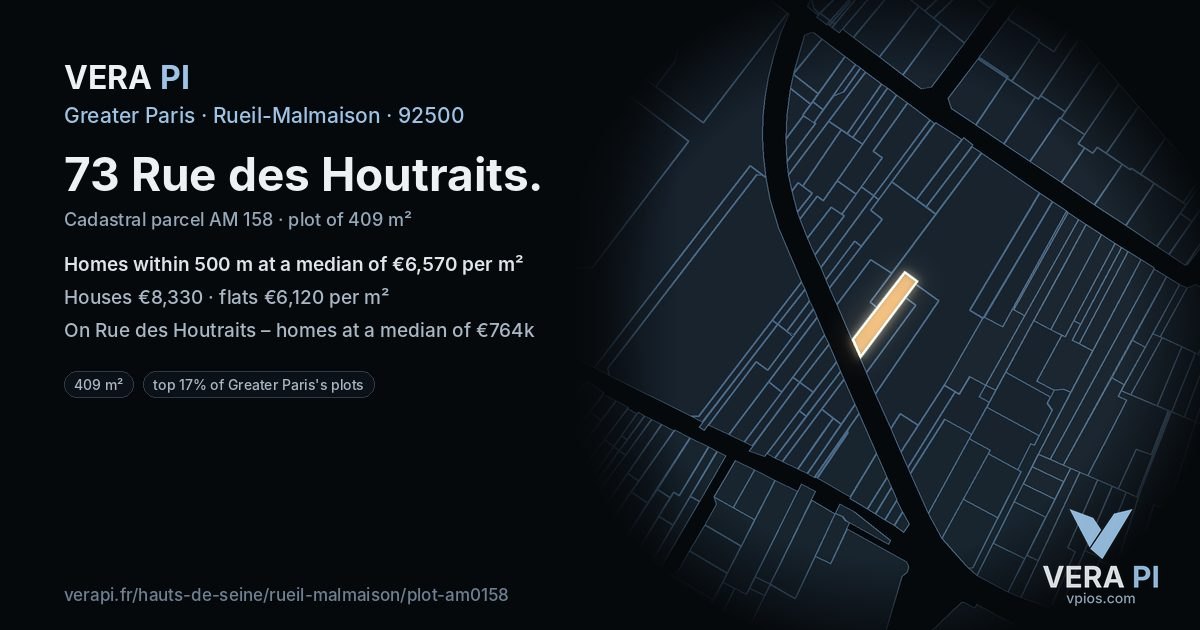 73 Rue des Houtraits, Rueil-Malmaison at night – the plot lit, the parcels around coloured by the prices near them