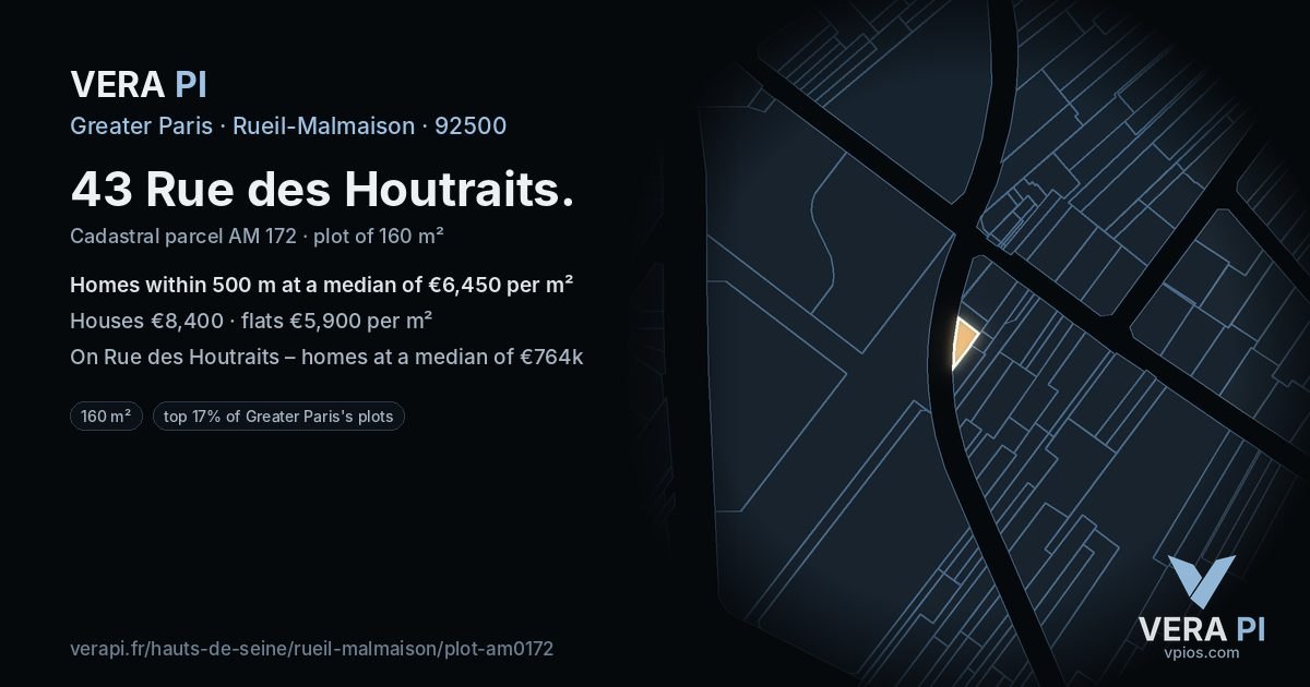 43 Rue des Houtraits, Rueil-Malmaison at night – the plot lit, the parcels around coloured by the prices near them