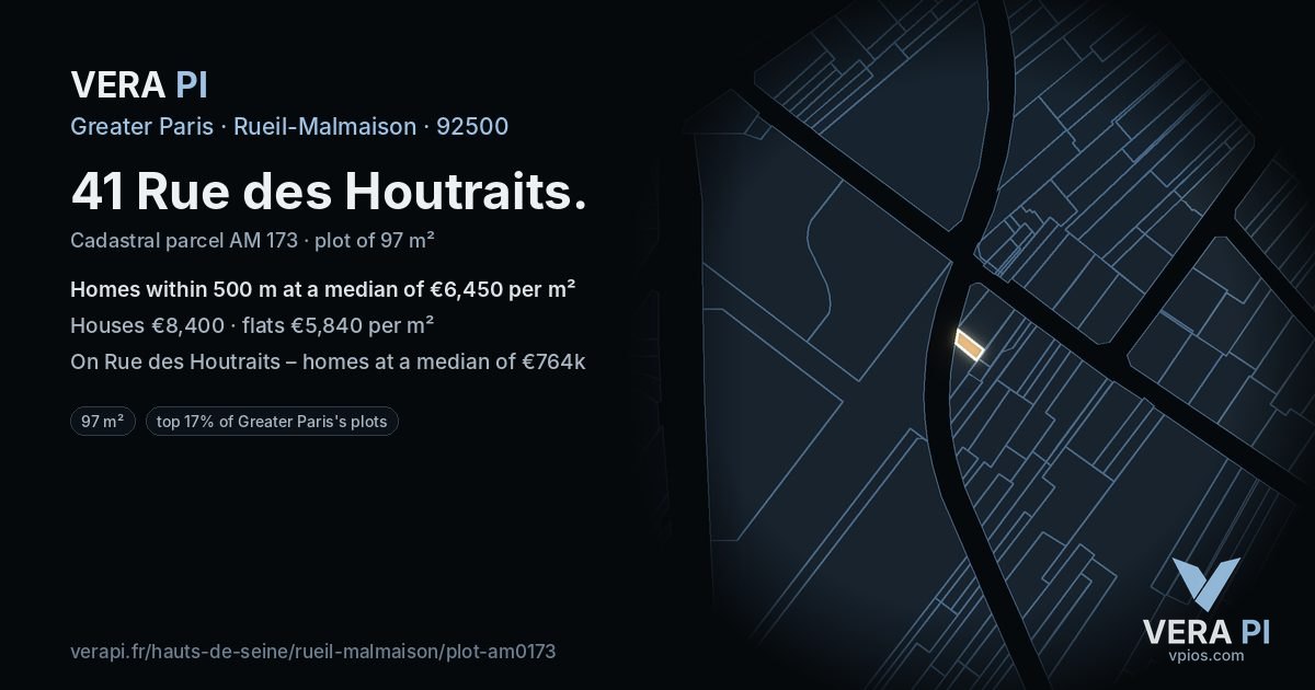 41 Rue des Houtraits, Rueil-Malmaison at night – the plot lit, the parcels around coloured by the prices near them