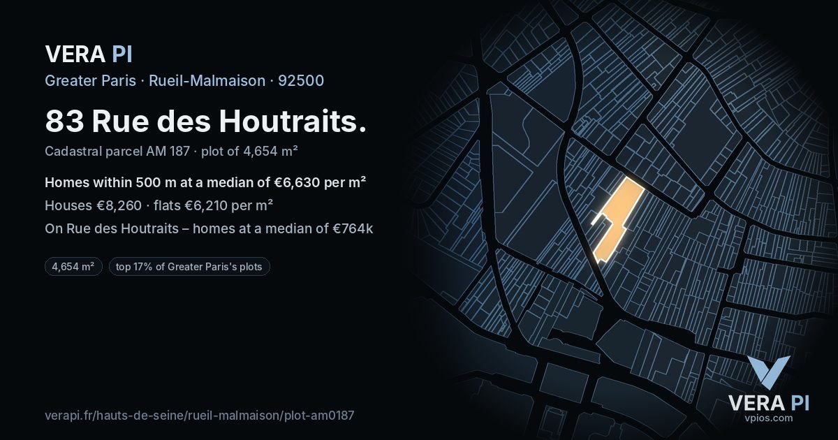83 Rue des Houtraits, Rueil-Malmaison at night – the plot lit, the parcels around coloured by the prices near them