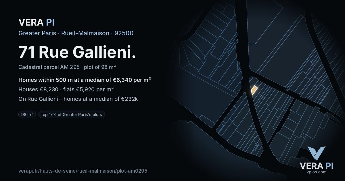 71 Rue Gallieni, Rueil-Malmaison at night – the plot lit, the parcels around coloured by the prices near them