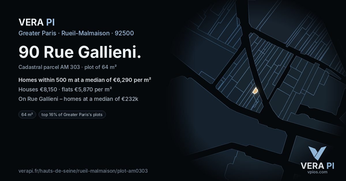 90 Rue Gallieni, Rueil-Malmaison at night – the plot lit, the parcels around coloured by the prices near them