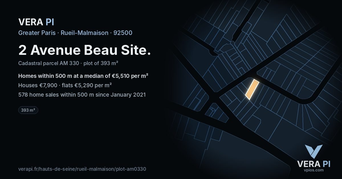 2 Avenue Beau Site, Rueil-Malmaison at night – the plot lit, the parcels around coloured by the prices near them
