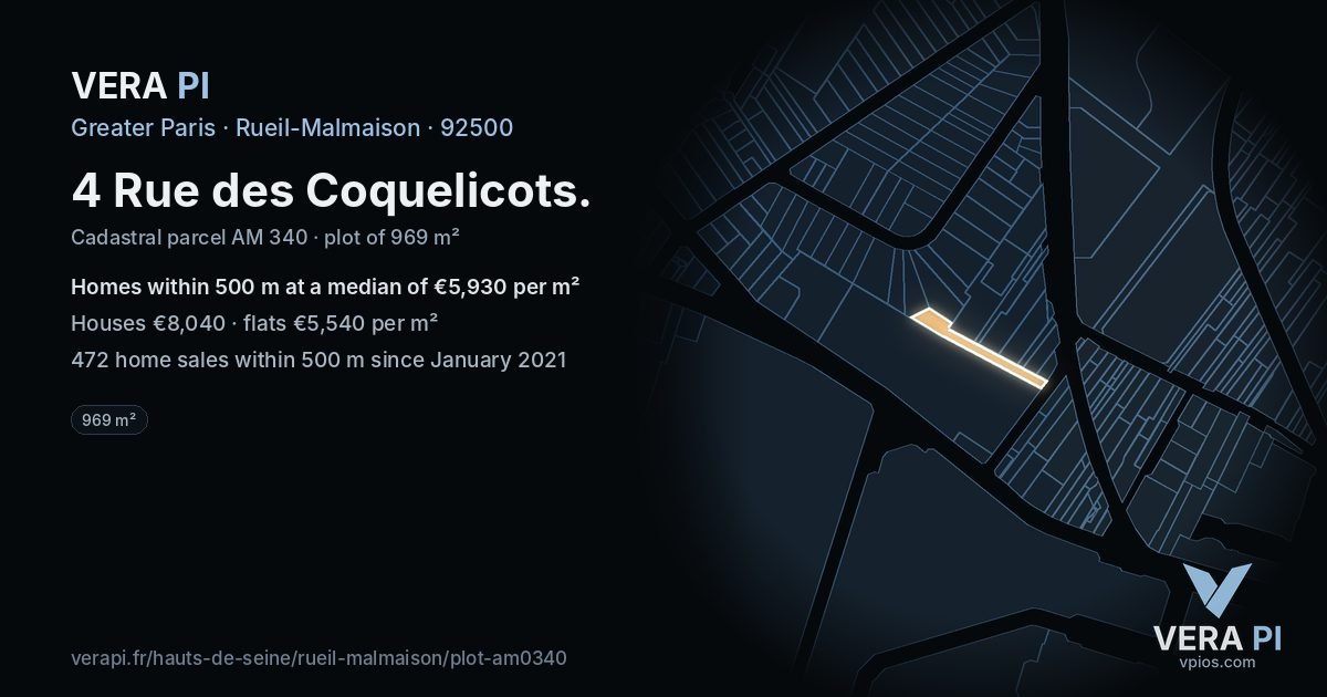 4 Rue des Coquelicots, Rueil-Malmaison at night – the plot lit, the parcels around coloured by the prices near them