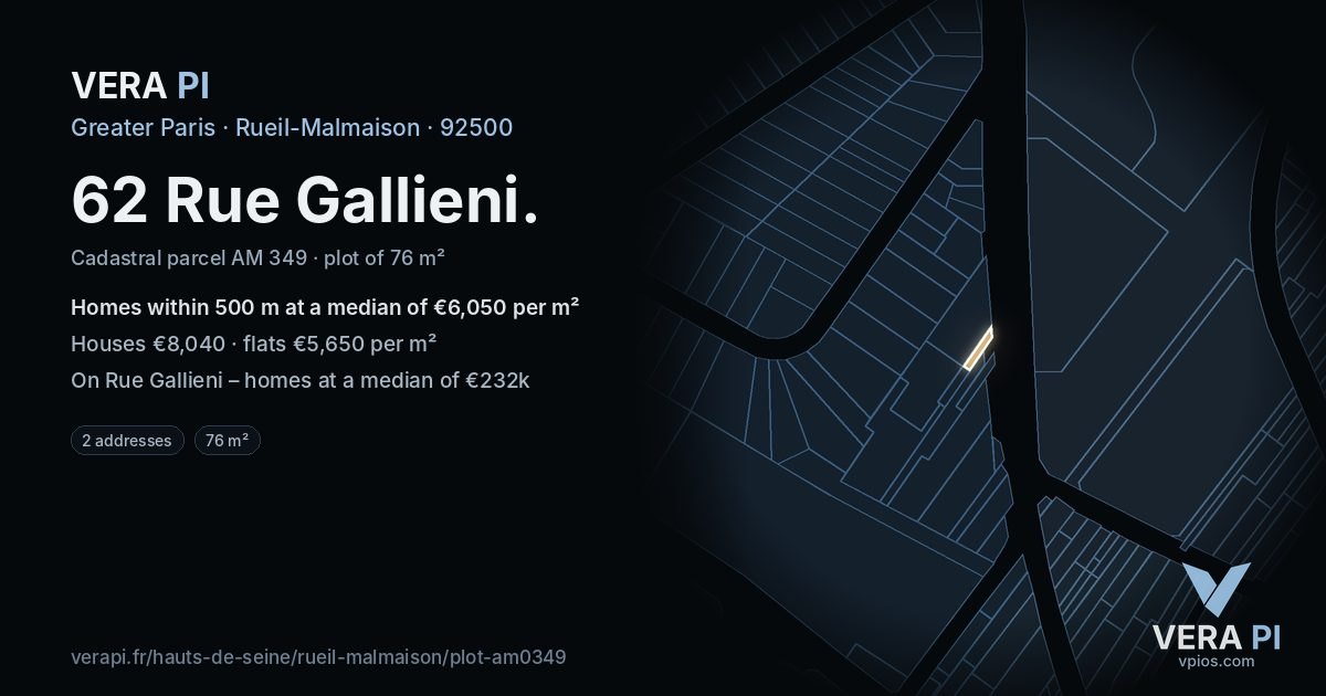 62 Rue Gallieni, Rueil-Malmaison at night – the plot lit, the parcels around coloured by the prices near them