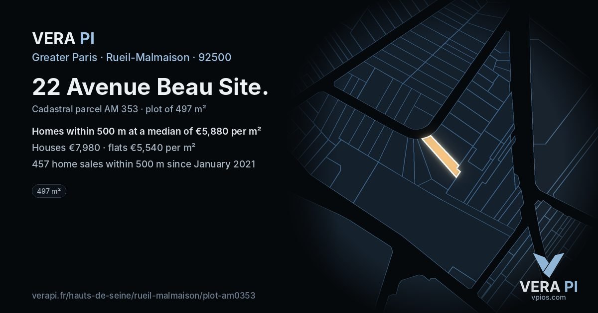 22 Avenue Beau Site, Rueil-Malmaison at night – the plot lit, the parcels around coloured by the prices near them