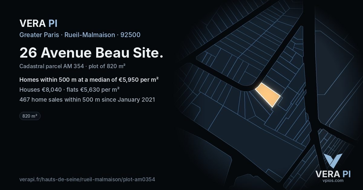 26 Avenue Beau Site, Rueil-Malmaison at night – the plot lit, the parcels around coloured by the prices near them