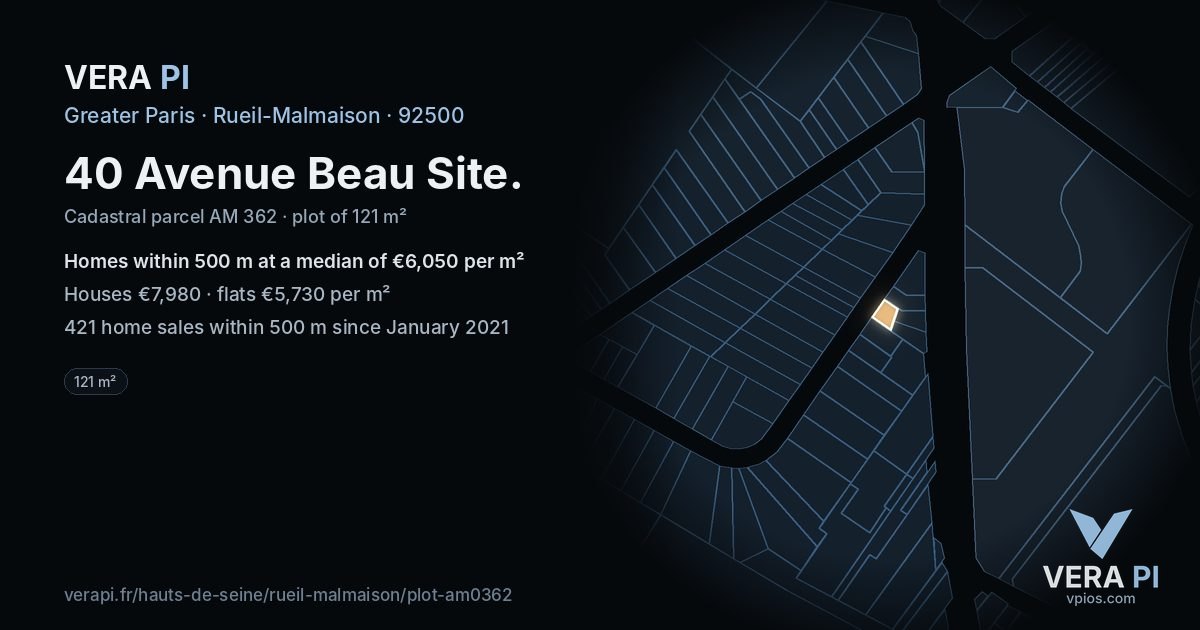 40 Avenue Beau Site, Rueil-Malmaison at night – the plot lit, the parcels around coloured by the prices near them