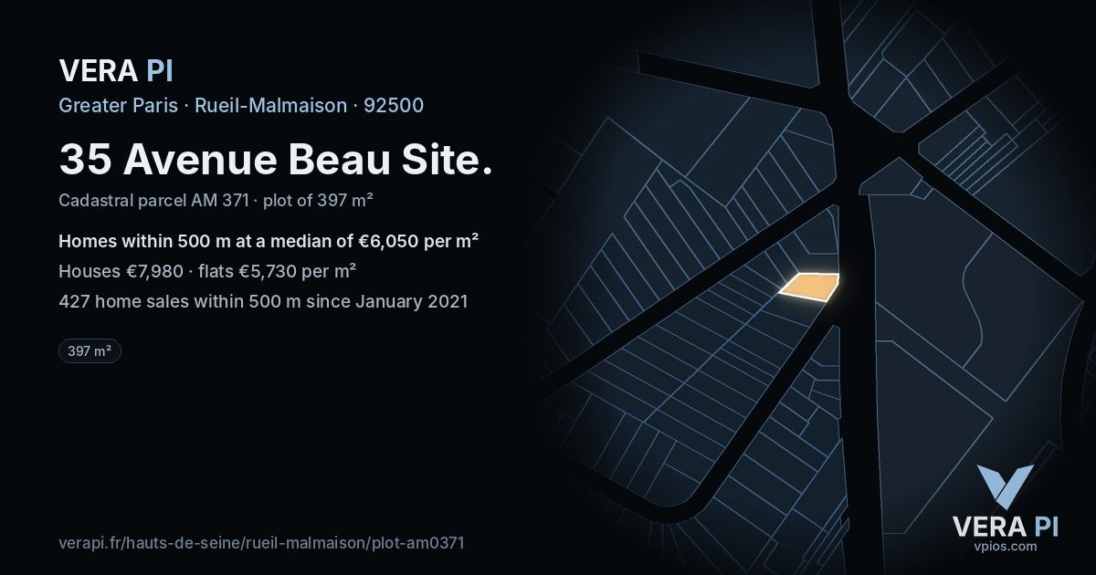 35 Avenue Beau Site, Rueil-Malmaison at night – the plot lit, the parcels around coloured by the prices near them