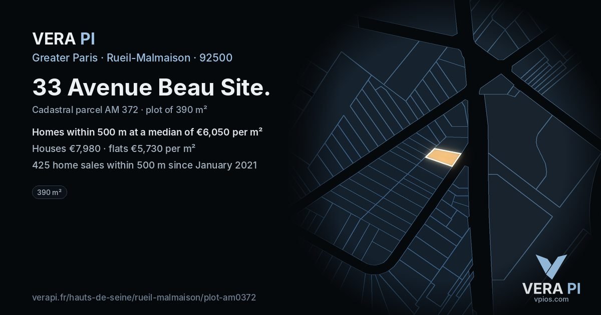 33 Avenue Beau Site, Rueil-Malmaison at night – the plot lit, the parcels around coloured by the prices near them