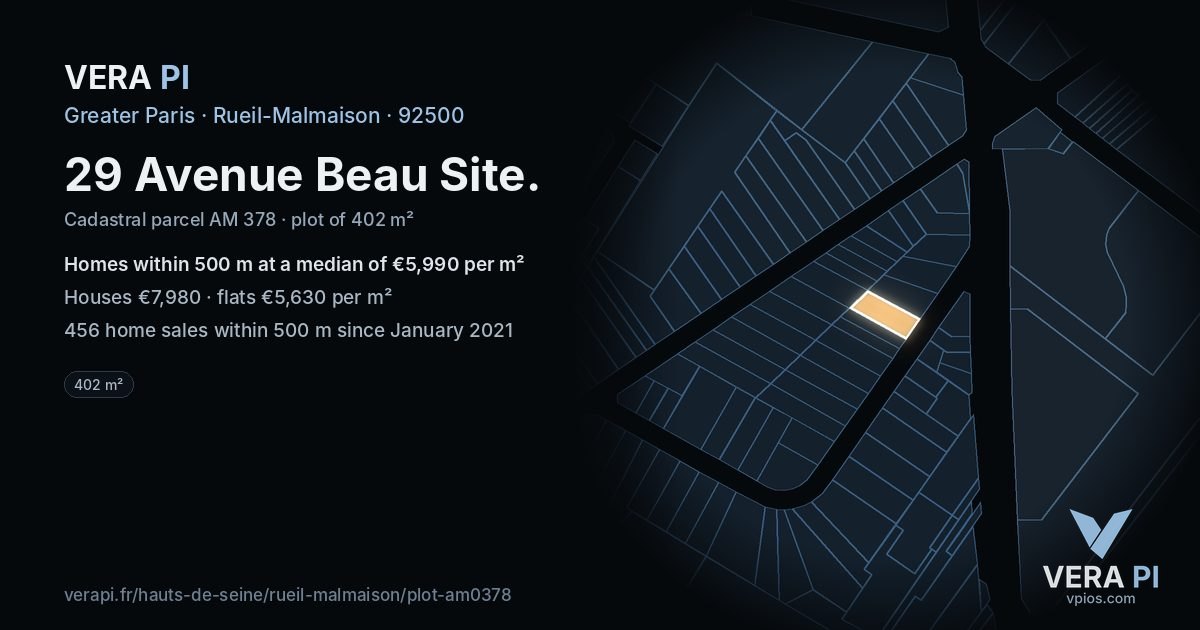 29 Avenue Beau Site, Rueil-Malmaison at night – the plot lit, the parcels around coloured by the prices near them