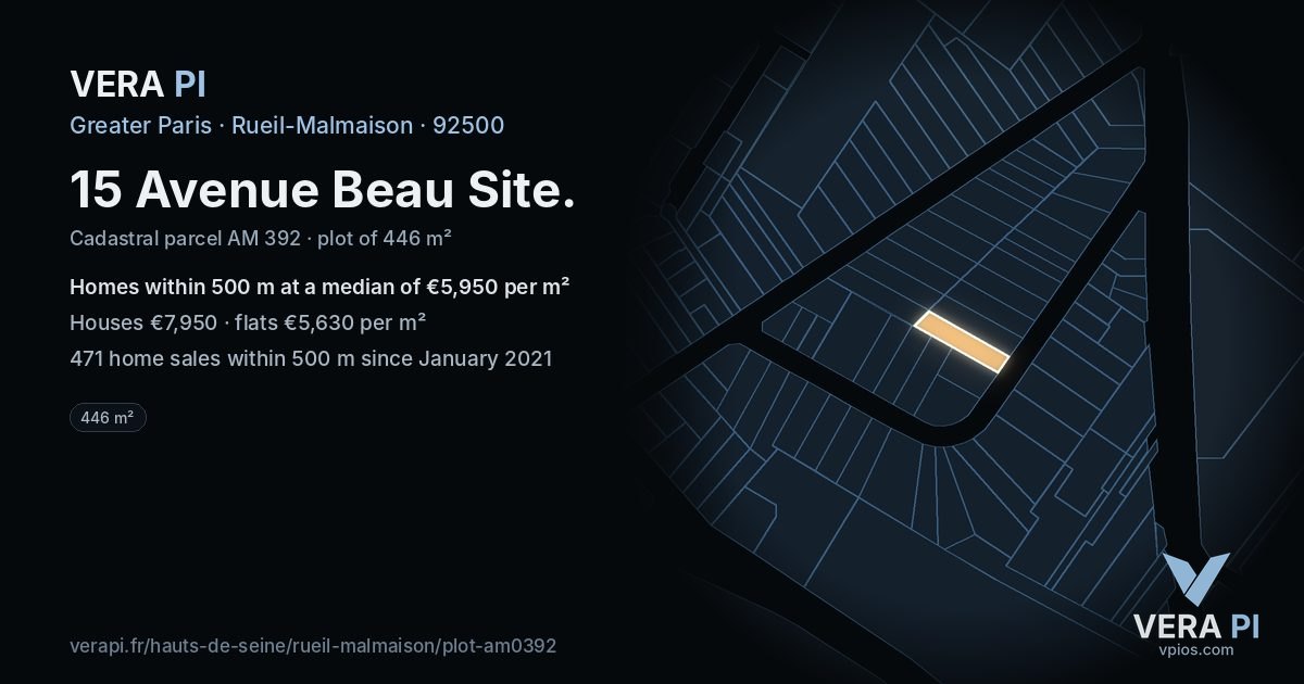 15 Avenue Beau Site, Rueil-Malmaison at night – the plot lit, the parcels around coloured by the prices near them