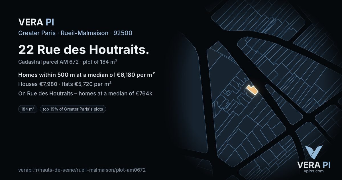 22 Rue des Houtraits, Rueil-Malmaison at night – the plot lit, the parcels around coloured by the prices near them