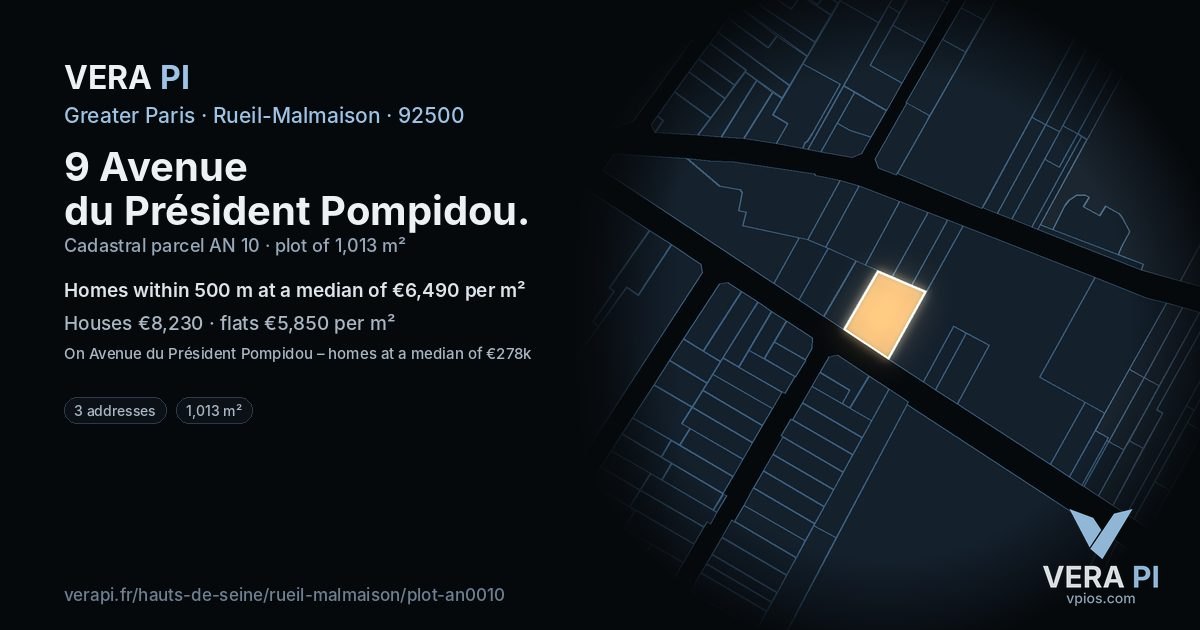 9 Avenue du Président Pompidou, Rueil-Malmaison at night – the plot lit, the parcels around coloured by the prices near them