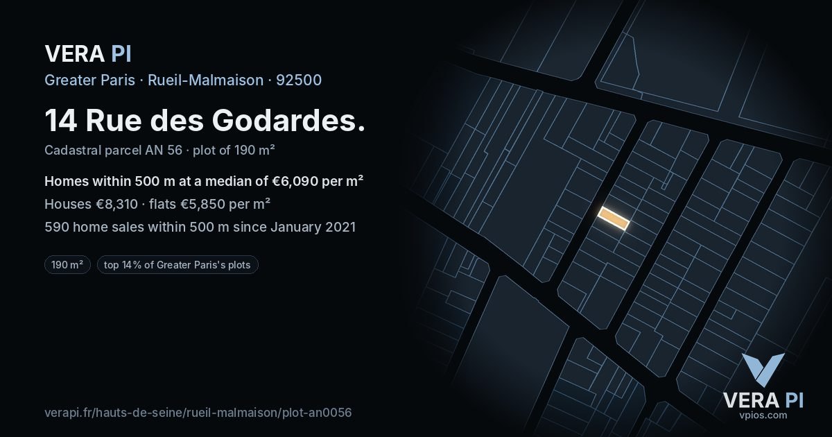 14 Rue des Godardes, Rueil-Malmaison at night – the plot lit, the parcels around coloured by the prices near them