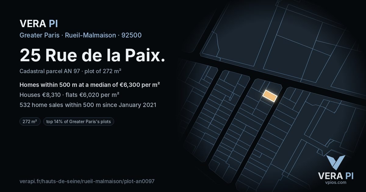 25 Rue de la Paix, Rueil-Malmaison at night – the plot lit, the parcels around coloured by the prices near them