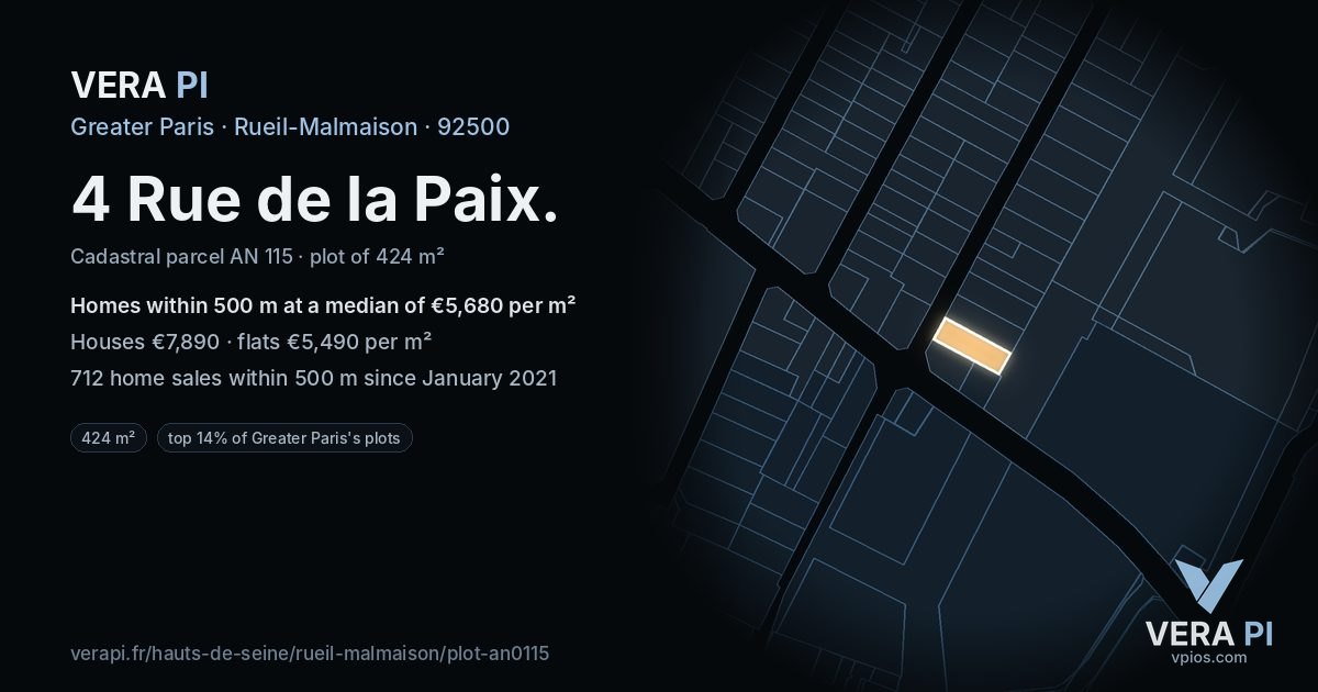 4 Rue de la Paix, Rueil-Malmaison at night – the plot lit, the parcels around coloured by the prices near them