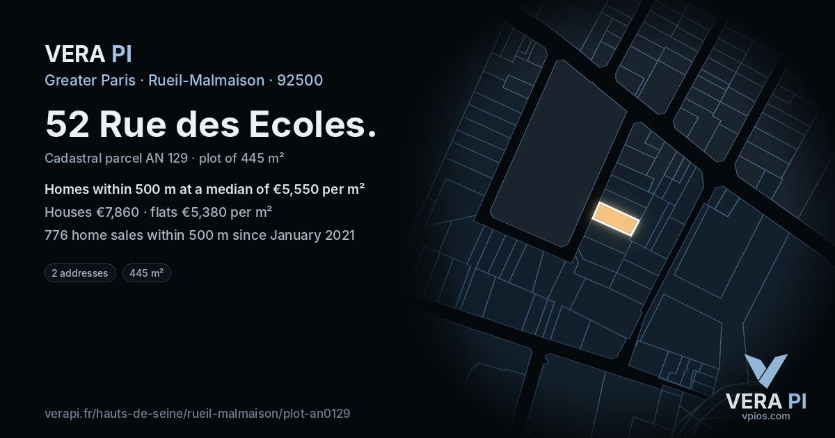 52 Rue des Ecoles, Rueil-Malmaison at night – the plot lit, the parcels around coloured by the prices near them