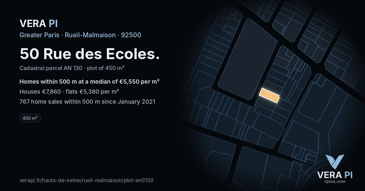 50 Rue des Ecoles, Rueil-Malmaison at night – the plot lit, the parcels around coloured by the prices near them