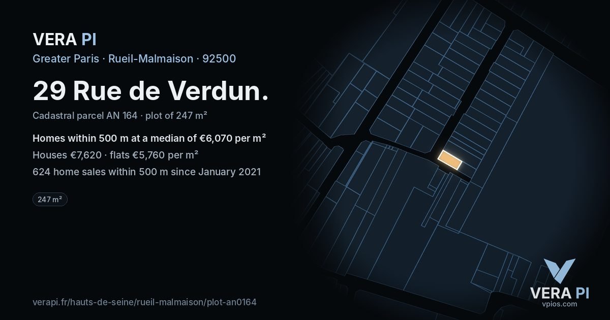 29 Rue de Verdun, Rueil-Malmaison at night – the plot lit, the parcels around coloured by the prices near them