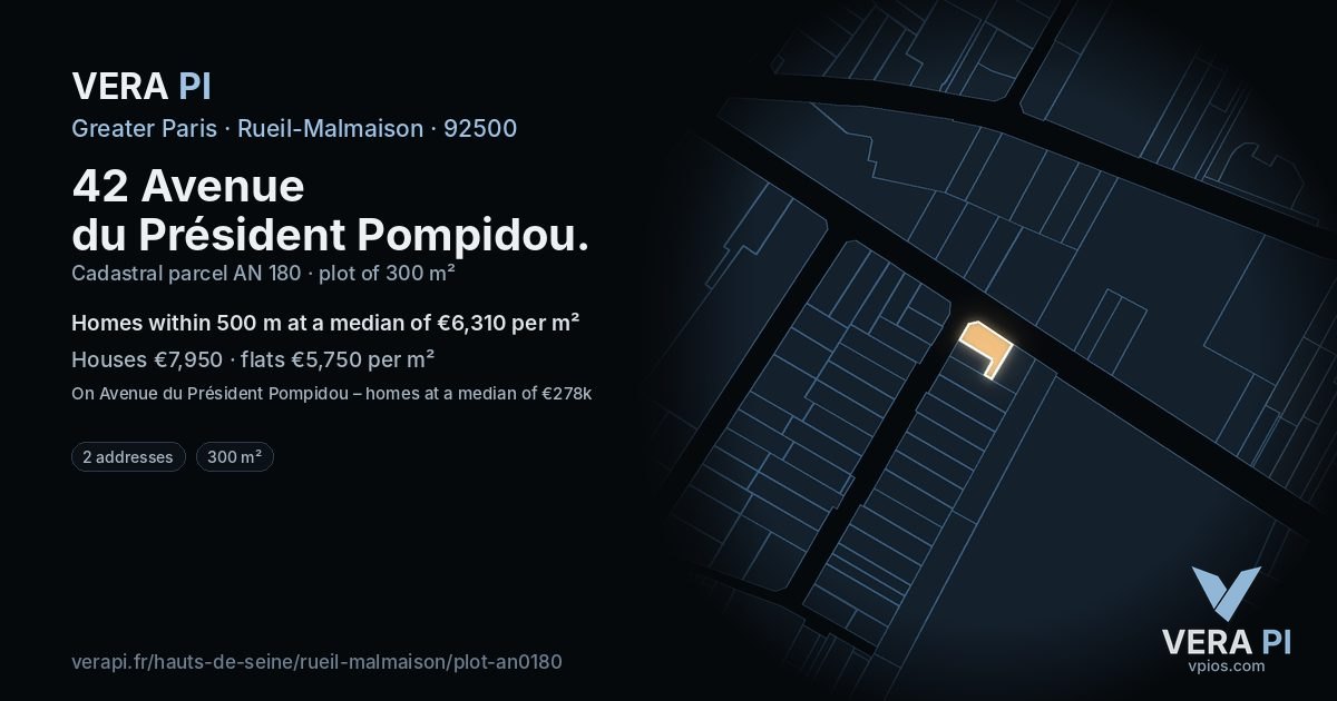 42 Avenue du Président Pompidou, Rueil-Malmaison at night – the plot lit, the parcels around coloured by the prices near them